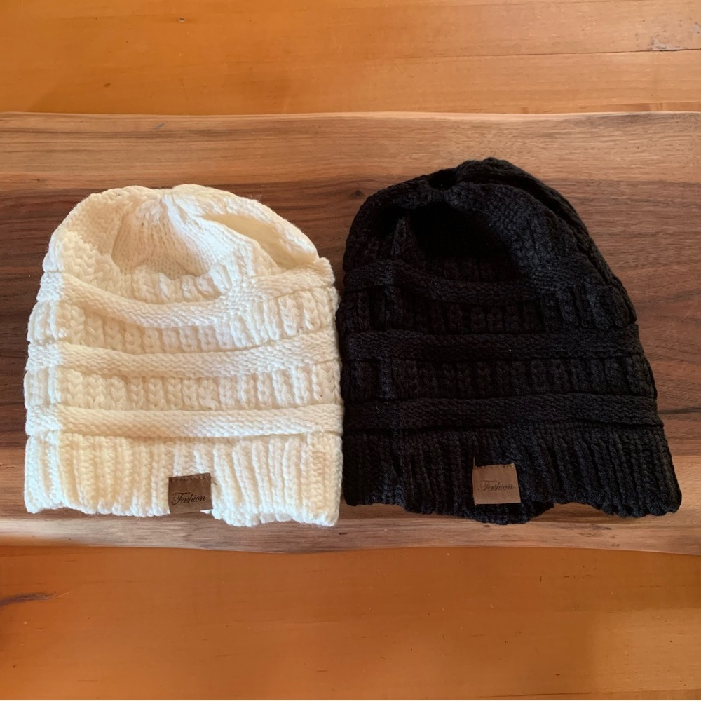 Set of 2 Ponytail Beanies Hats